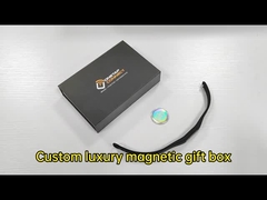 Logo tùy chỉnh Bao bì màu mờ sang trọng Flip Top Thẻ ván Magnetic Closure Gift Paper Box
