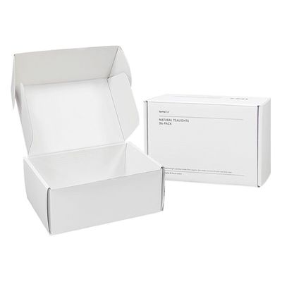 Trang phục cá nhân cho thú cưng Chiếc dây chuyền cho chó Hộp đóng gói Gập hộp bọc ốp trắng