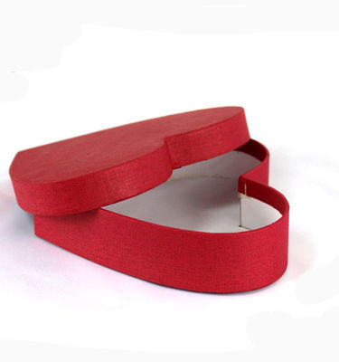 Các hộp quà hình trái tim giấy màu sắc có thể tùy chỉnh với kết thúc sơn