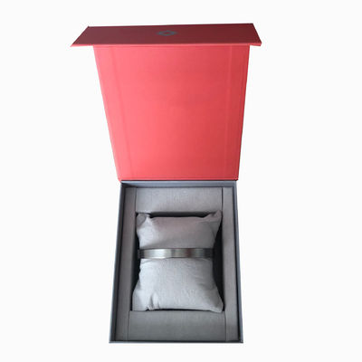 Hộp đồng hồ với gối Sự kết hợp hoàn hảo của chức năng và phong cách