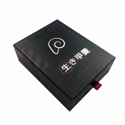 Hộp quà giấy đen màu mờ tùy chỉnh cho đồ trang sức đồng hồ kính