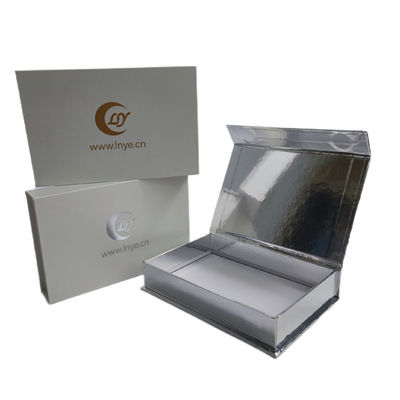 Hộp quà từ tính bằng giấy Ngài trắng bạc ngọc trai với Logo in gói tùy chỉnh