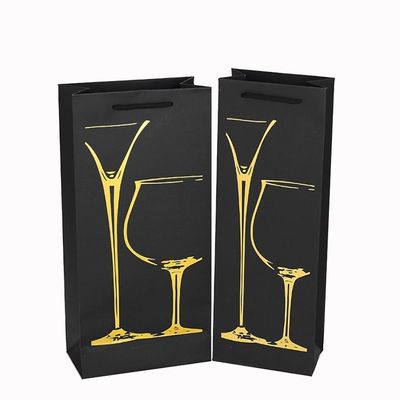 Thẻ giấy Kraft màu đen màu đỏ túi quà với tay cầm vòng cong