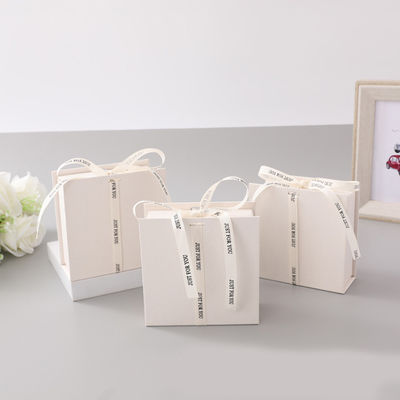 White Ribbon Logo Thẻ quà gấp hộp trang điểm Quần áo phụ kiện Bảng giấy cứng với sơn bóng