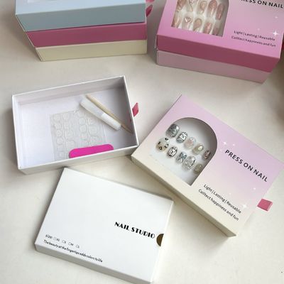 Eco Friendly Luxury Jewelry Packaging Boxes For Earrings Recycled Paperboard Sponge Lining Stamping Technique Candle Wallet Các loại đồ trang trí trang trí