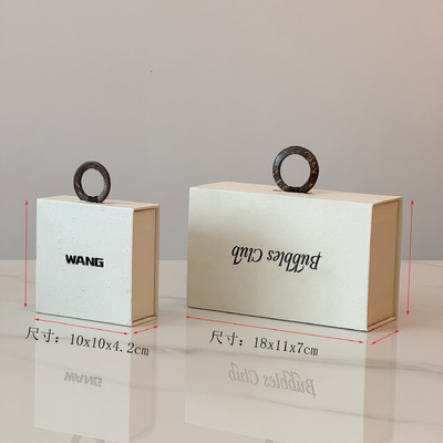 Vòng cổ đồ trang sức màu trắng thiết kế cá nhân biểu hiện từ tính Hộp Logo tùy chỉnh Nhẫn Nhẫn Vòng cổ Vòng đeo tay Bao bì Hộp giấy