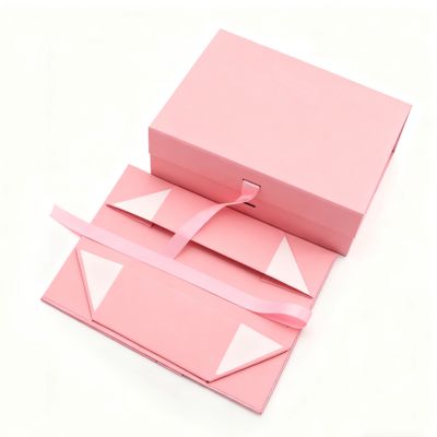 Hộp gấp nơ chất lượng logo tùy chỉnh Hình chữ nhật màu hồng đen bằng giấy mỹ thuật từ tính để dập nổi cán mờ
